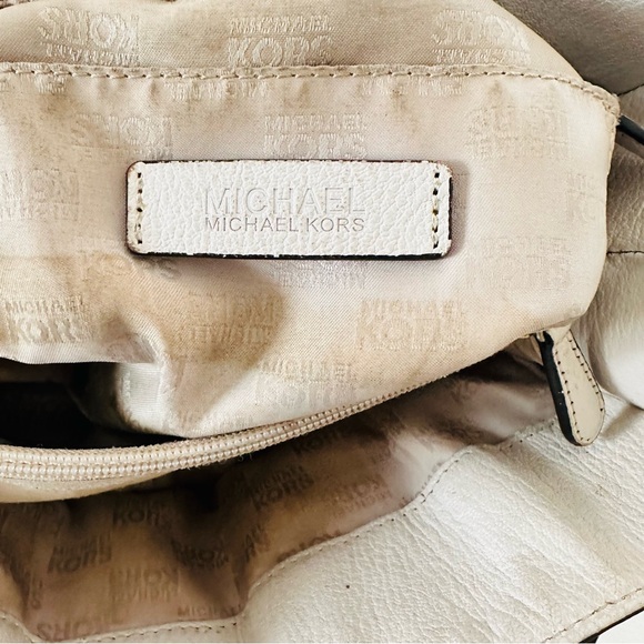 Cream and gold Michael Kors purse see photos - Picture 8 of 8